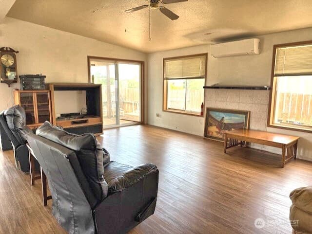 Property photo for 535 Canal Drive NE, Ocean Shores photo 11