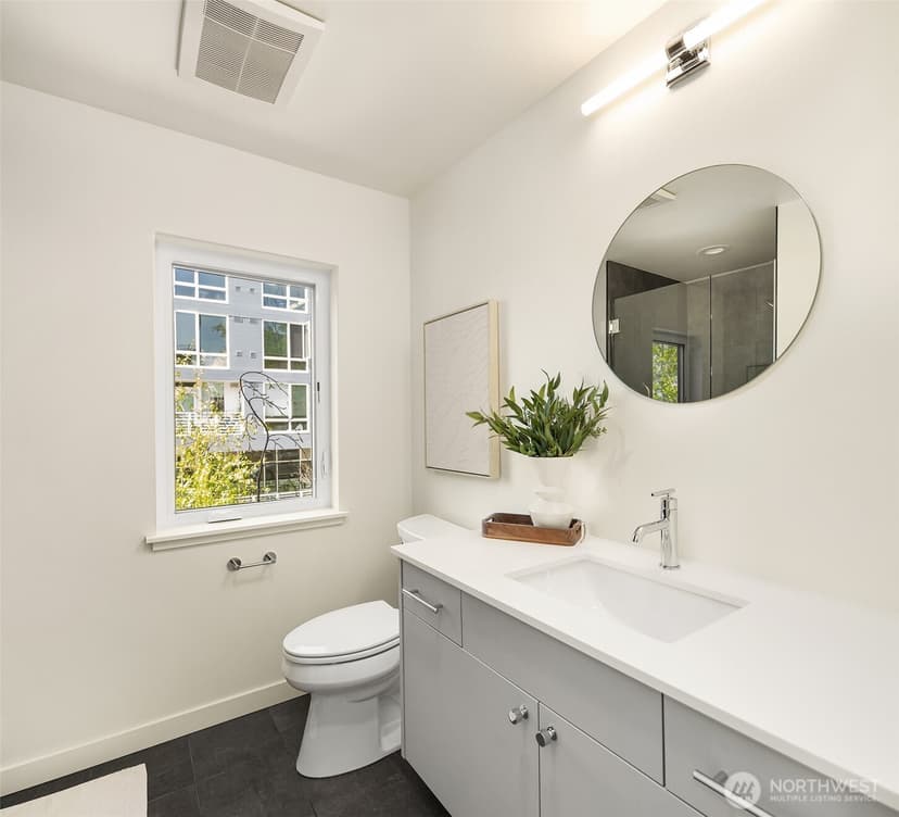 Property photo for 972 NW 54th Street, Seattle photo 16