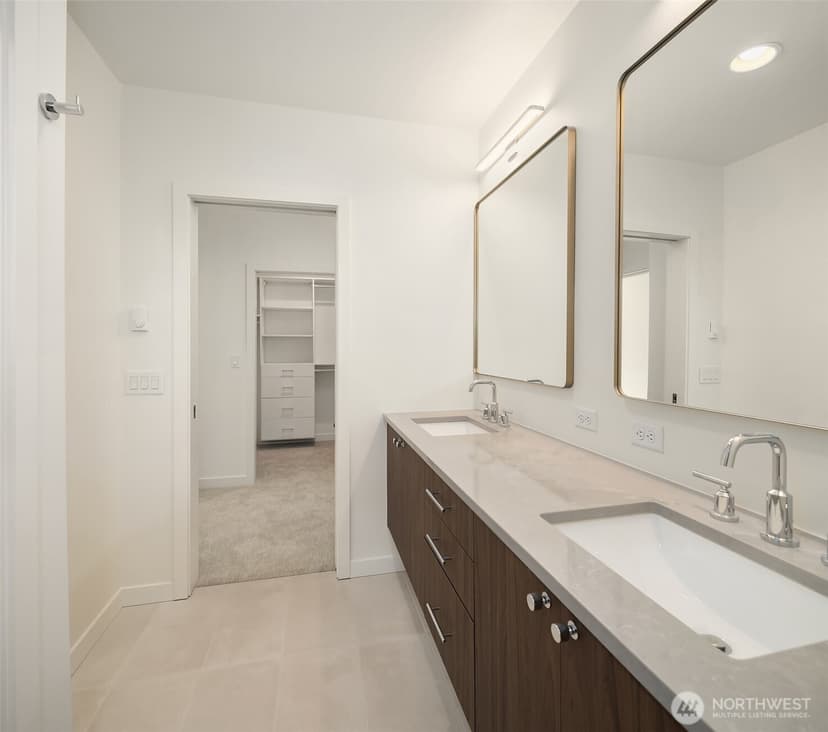Property photo for 972 NW 54th Street, Seattle photo 22