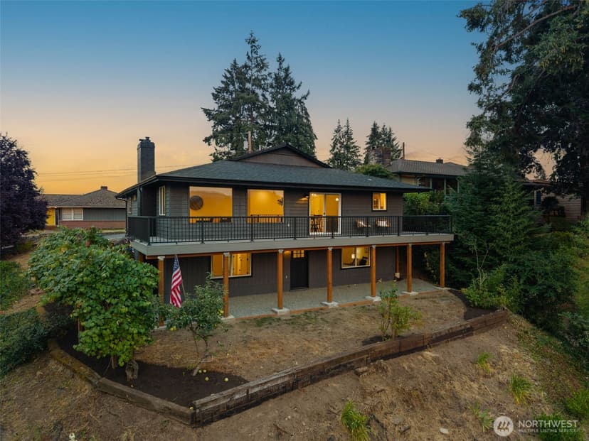 Property photo for 2511 Baymont Place, Bremerton photo 3