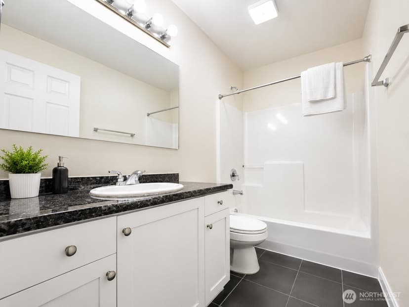 Property photo for 1645 288th Street #207, Federal Way photo 17
