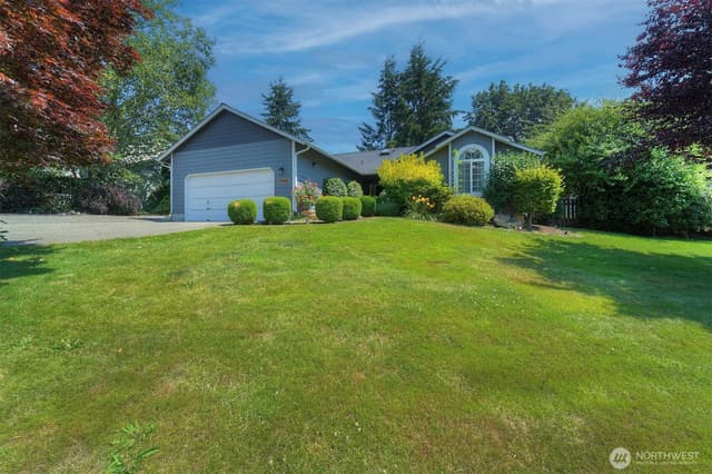 Property photo for 19460 23rd Avenue NE, Poulsbo