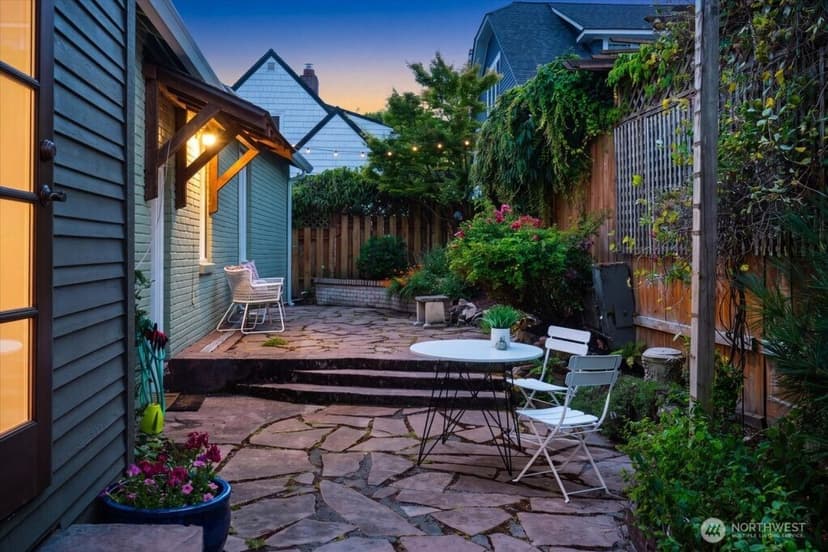 Property photo for 2459 24th Avenue E, Seattle photo 2