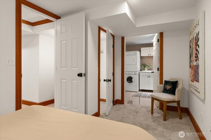 Property photo for 2459 24th Avenue E, Seattle photo 20