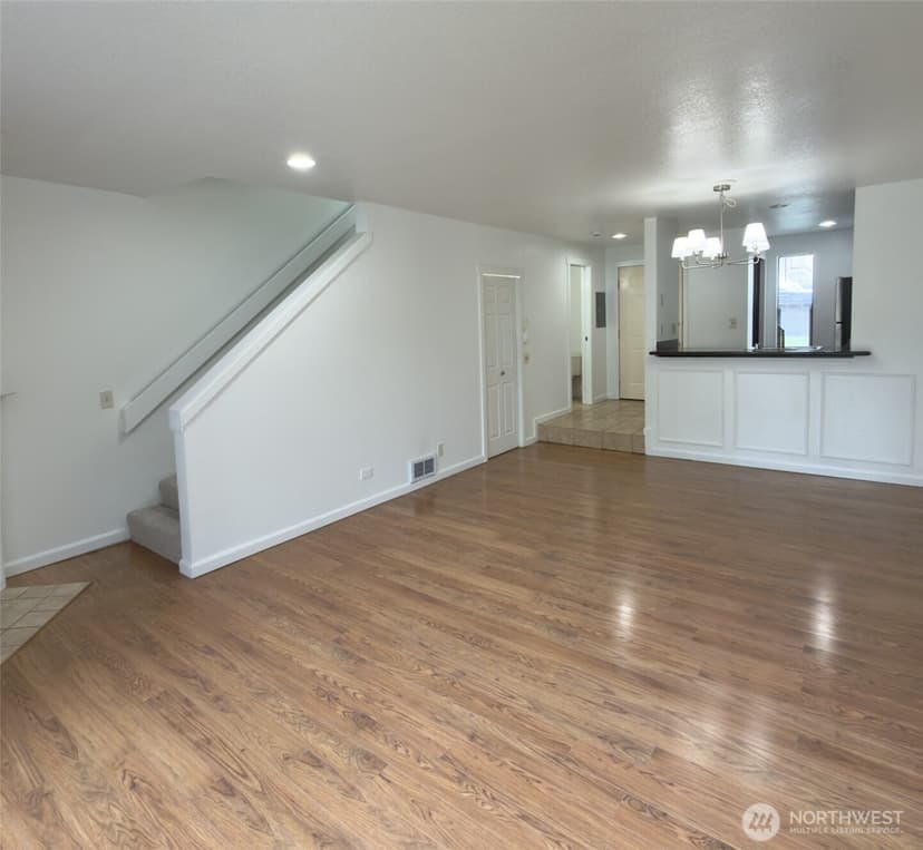 Property photo for 8013 NE 177th Court #403, Kenmore photo 6