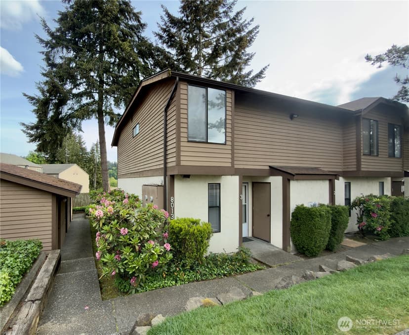 Property photo for 8013 NE 177th Court #403, Kenmore photo 11