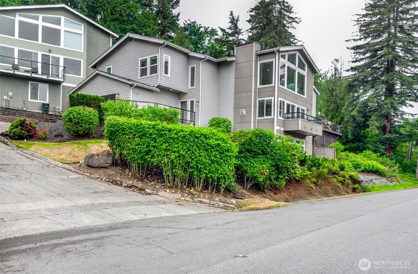 Property photo for 4307 166th Lane SE, Bellevue