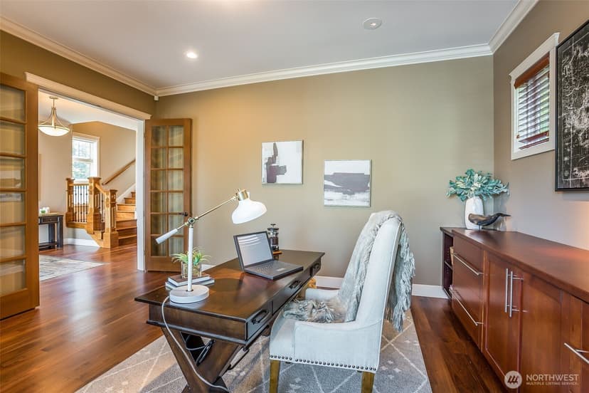 Property photo for 317 1st Street, Kirkland photo 6