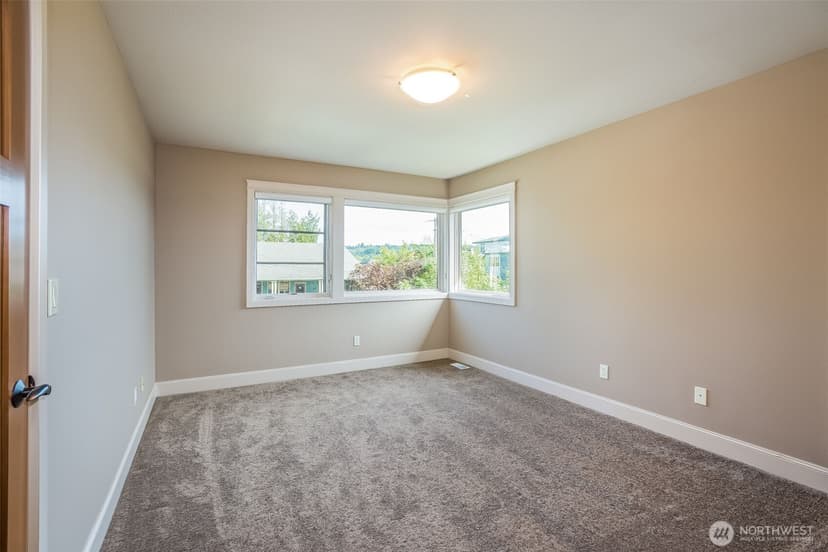Property photo for 317 1st Street, Kirkland photo 26