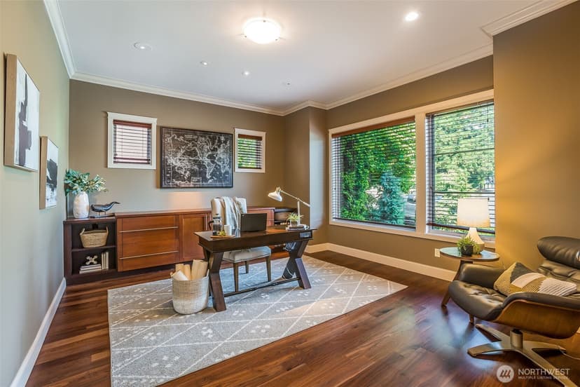 Property photo for 317 1st Street, Kirkland photo 8