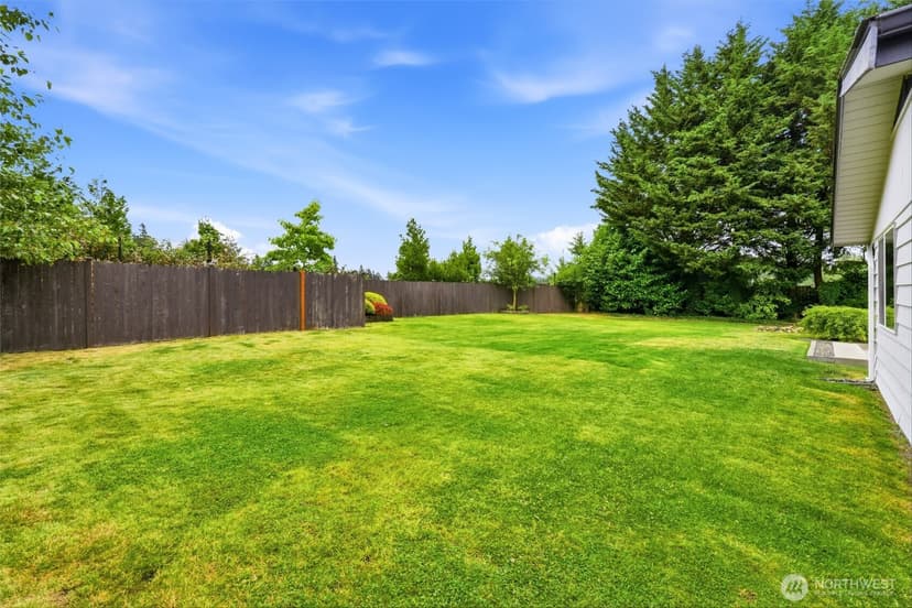 Property photo for 2111 93rd Drive SE, Lake Stevens photo 32