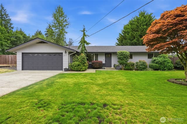 Property photo for 2111 93rd Drive SE, Lake Stevens photo 2