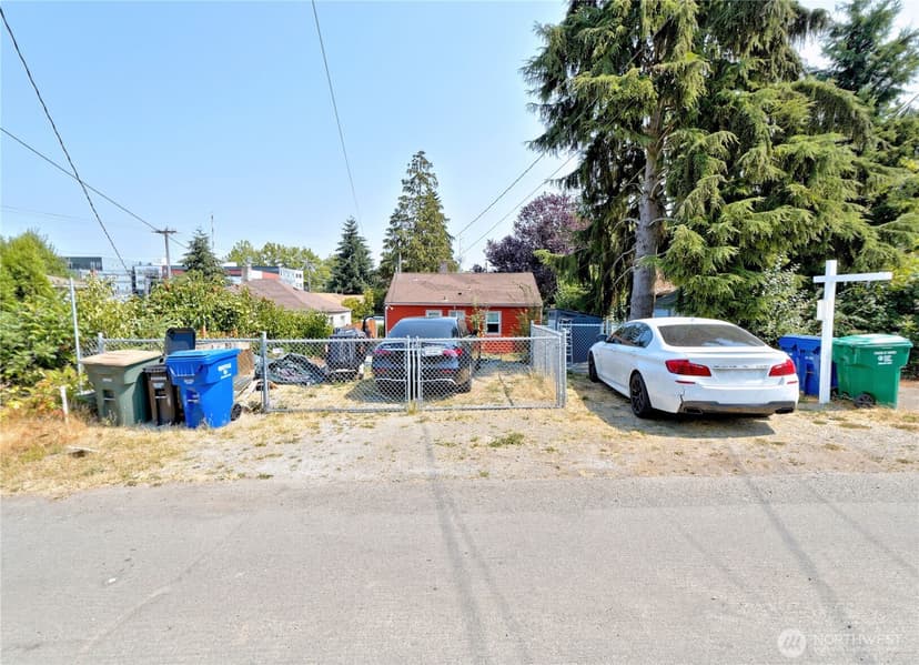 Property photo for 9212 Kelsey Lane SW, Seattle photo 5