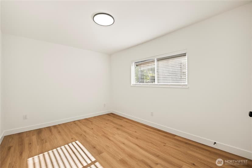 Property photo for 869 S 40th Street, Tacoma photo 16
