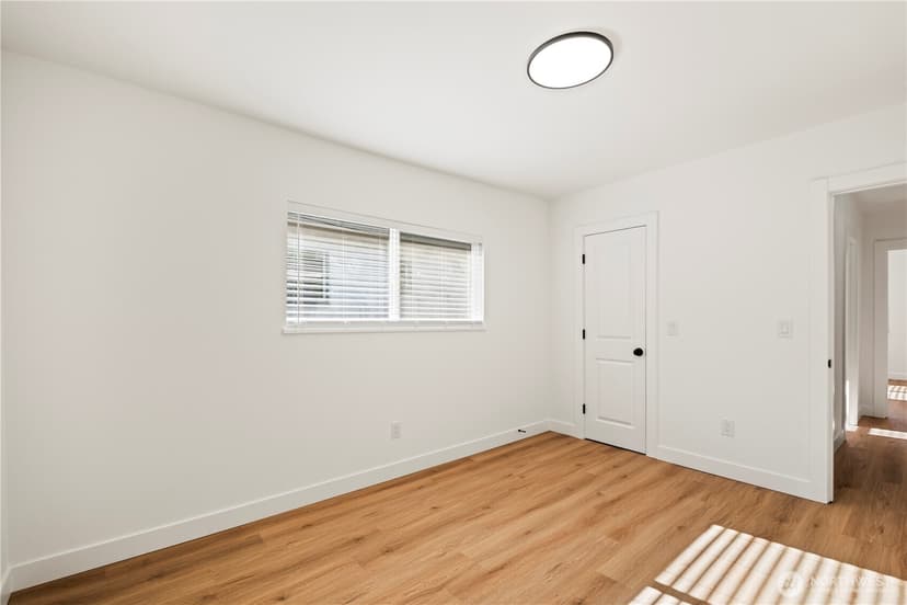 Property photo for 869 S 40th Street, Tacoma photo 15