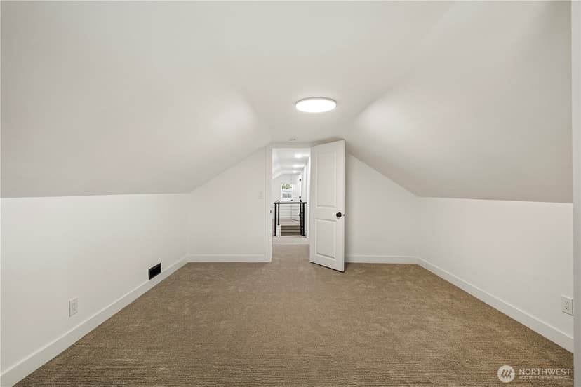 Property photo for 869 S 40th Street, Tacoma photo 26