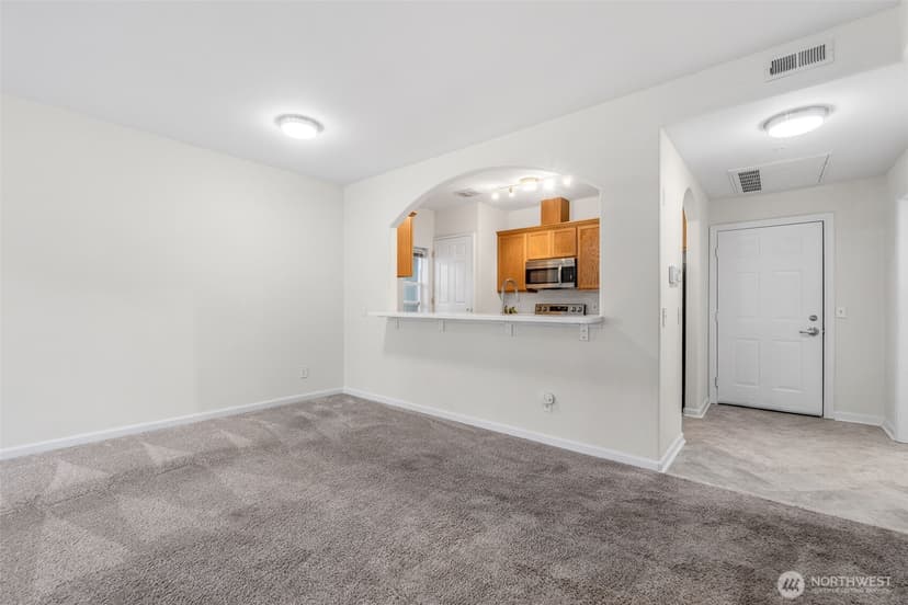 Property photo for 2420 Grand Avenue #101, Everett photo 15