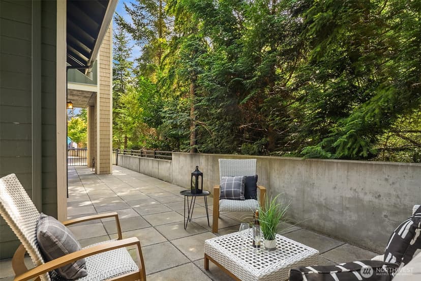 Property photo for 3150 W Government Way #105, Seattle photo 19