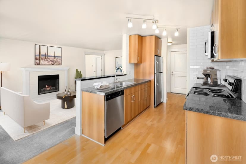 Property photo for 22910 90th Avenue W #C306, Edmonds photo 8