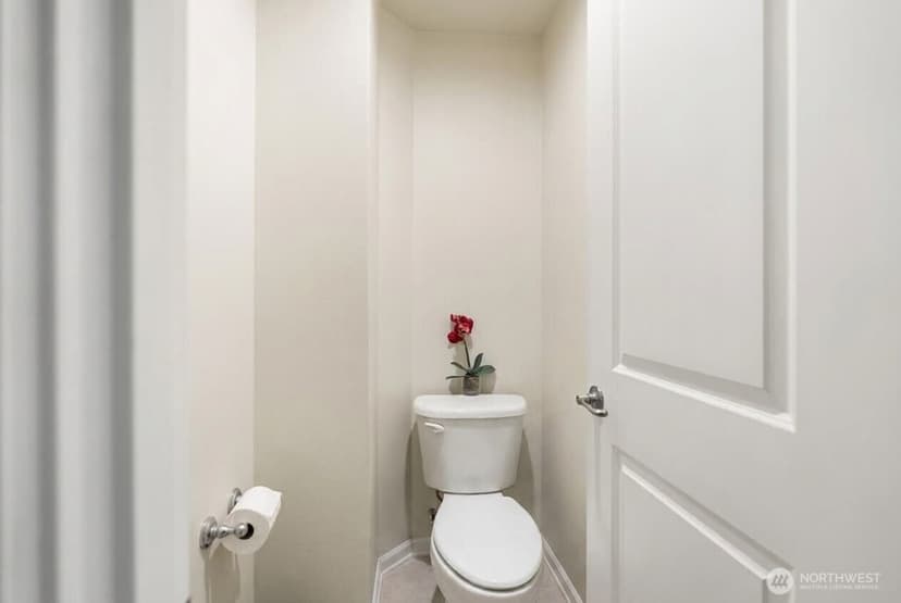 Property photo for 17252 NE 119th Way, Redmond photo 11
