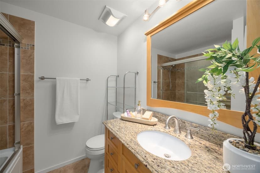 Property photo for 10821 181st Avenue NE, Redmond photo 16