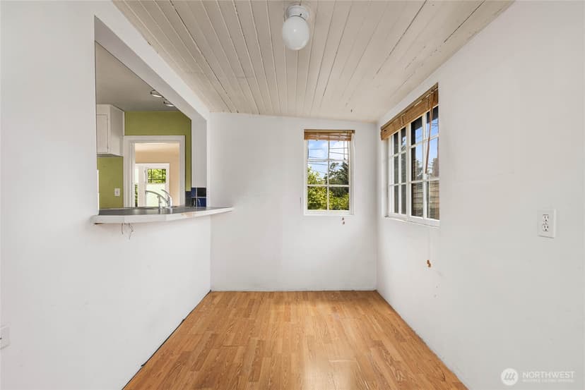 Property photo for 1024 S Director Street, Seattle photo 18