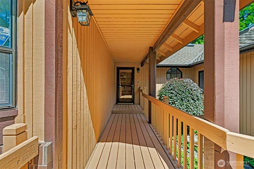 Property photo for 5605 101st St Sw, Mukilteo photo 4