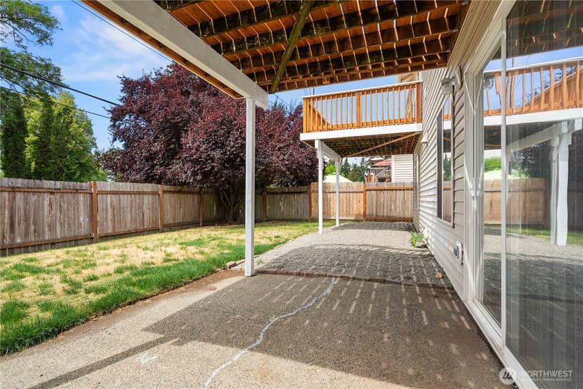 Property photo for 13716 21st Avenue E, Tacoma photo 38