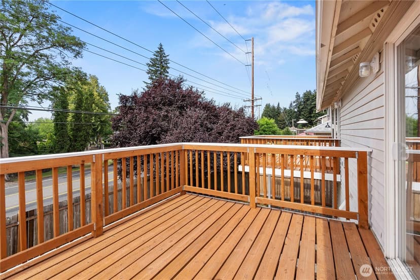 Property photo for 13716 21st Avenue E, Tacoma photo 21