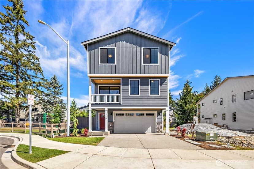 Property photo for 229 156th Place SW #MG 06, Lynnwood photo 2