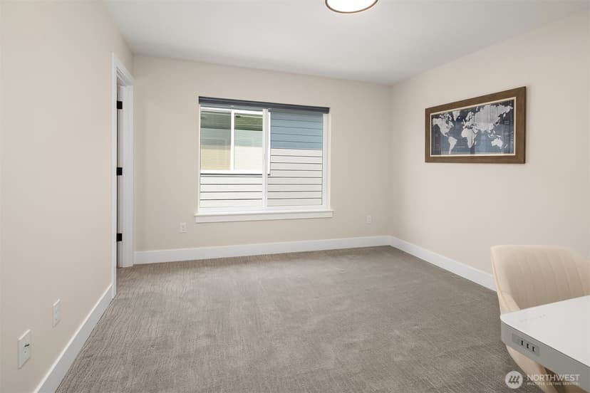 Property photo for 419 Rockefeller Avenue, Everett photo 25