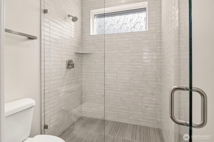 Property photo for 419 Rockefeller Avenue, Everett photo 12