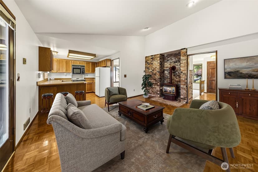 Property photo for 20832 88th Place W, Edmonds photo 13