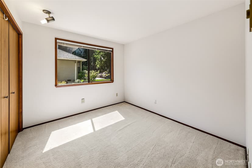 Property photo for 20832 88th Place W, Edmonds photo 22