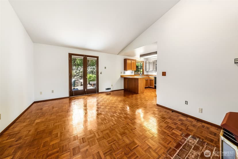 Property photo for 20832 88th Place W, Edmonds photo 25