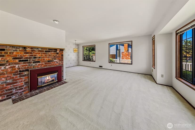 Property photo for 20832 88th Place W, Edmonds photo 11