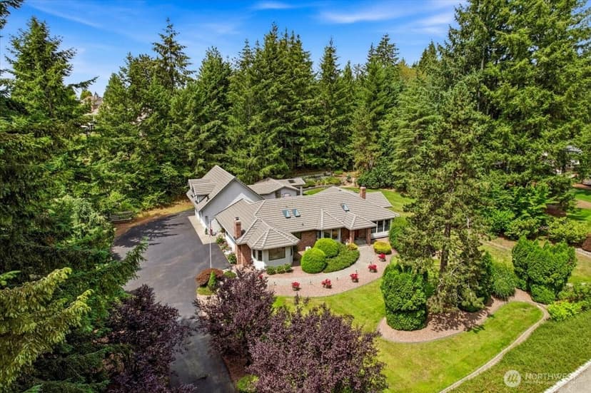 Property photo for 23826 SE 225th Street, Maple Valley photo 2