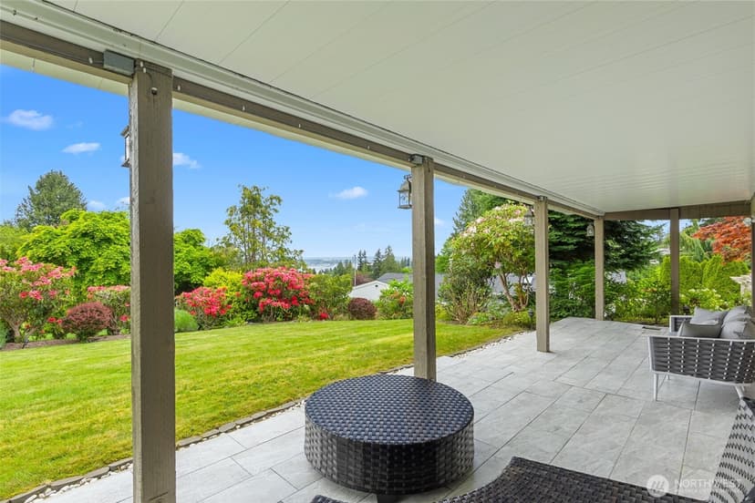 Property photo for 5128 Seaview Way, Everett photo 33