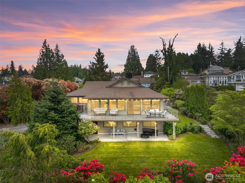 Property photo for 5128 Seaview Way, Everett