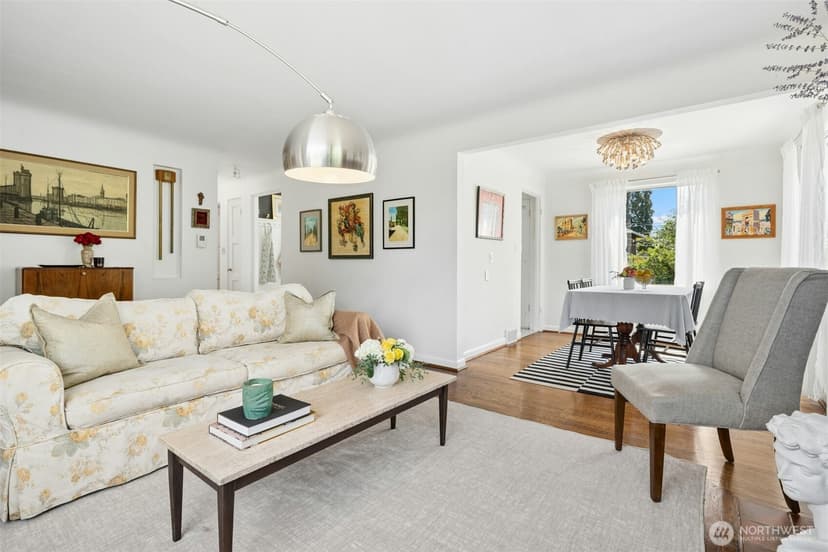 Property photo for 1217 S Charlestown Street, Seattle photo 5