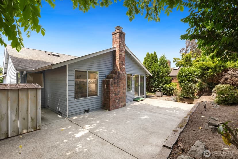 Property photo for 8548 1st Avenue NE, Seattle photo 23