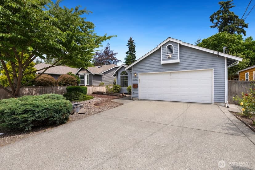 Property photo for 8548 1st Avenue NE, Seattle photo 26