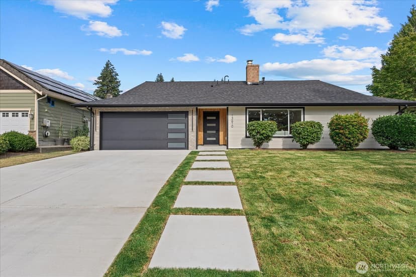 Property photo for 13610 116th Place NE, Kirkland photo 11