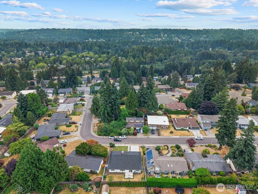 Property photo for 13610 116th Place NE, Kirkland photo 12