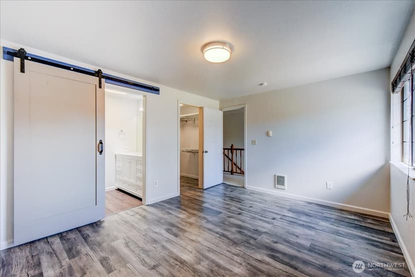Property photo for 5019 139th Place NE, Marysville photo 18