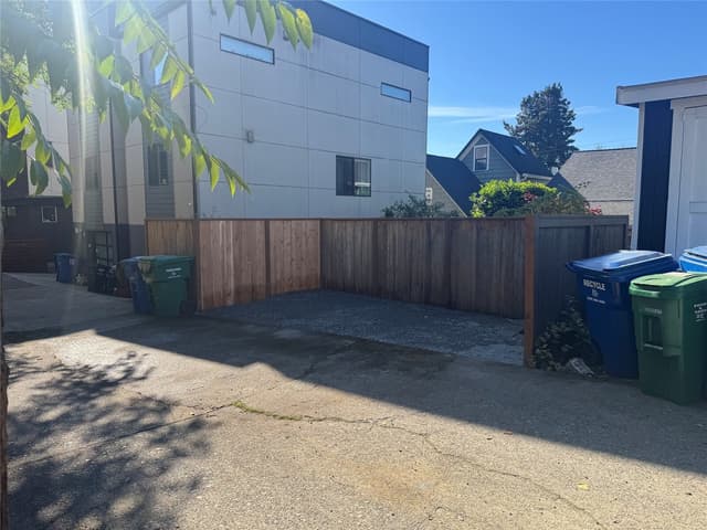 Property photo for 1928 9th Avenue W, Seattle photo 3