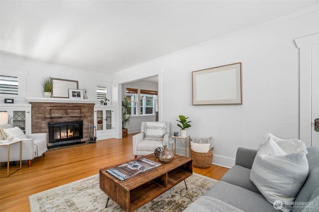 Property photo for 1928 9th Avenue W, Seattle photo 4