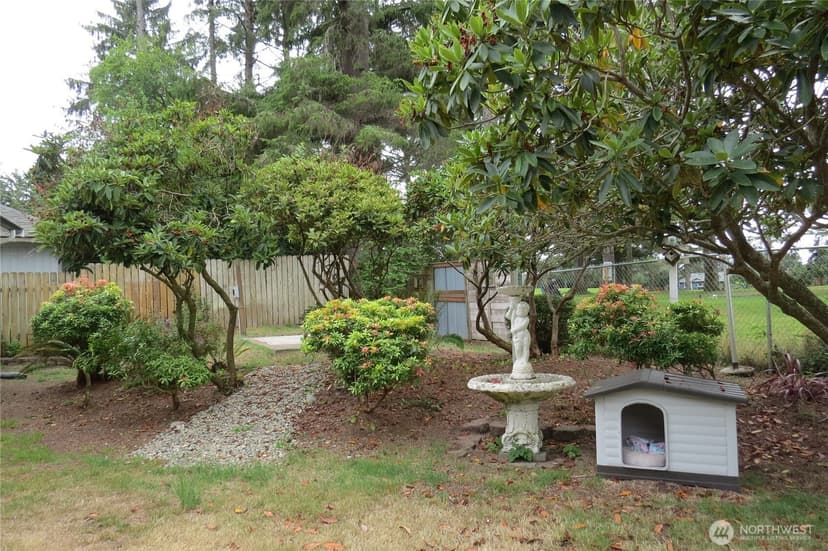 Property photo for 237 Dolphin Avenue NE, Ocean Shores photo 23