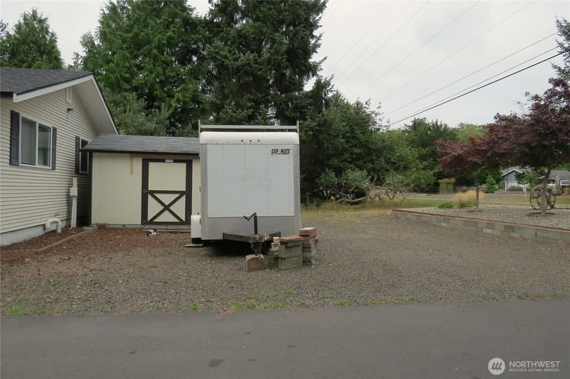Property photo for 237 Dolphin Avenue NE, Ocean Shores photo 32