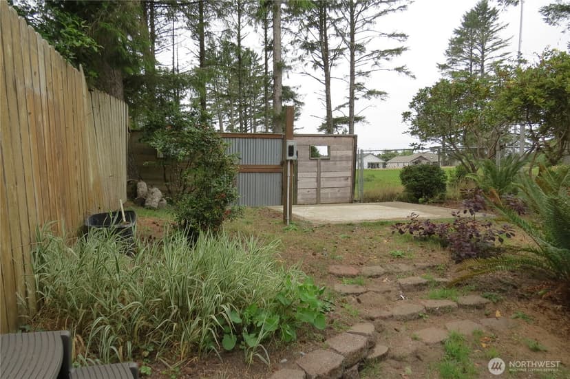Property photo for 237 Dolphin Avenue NE, Ocean Shores photo 24